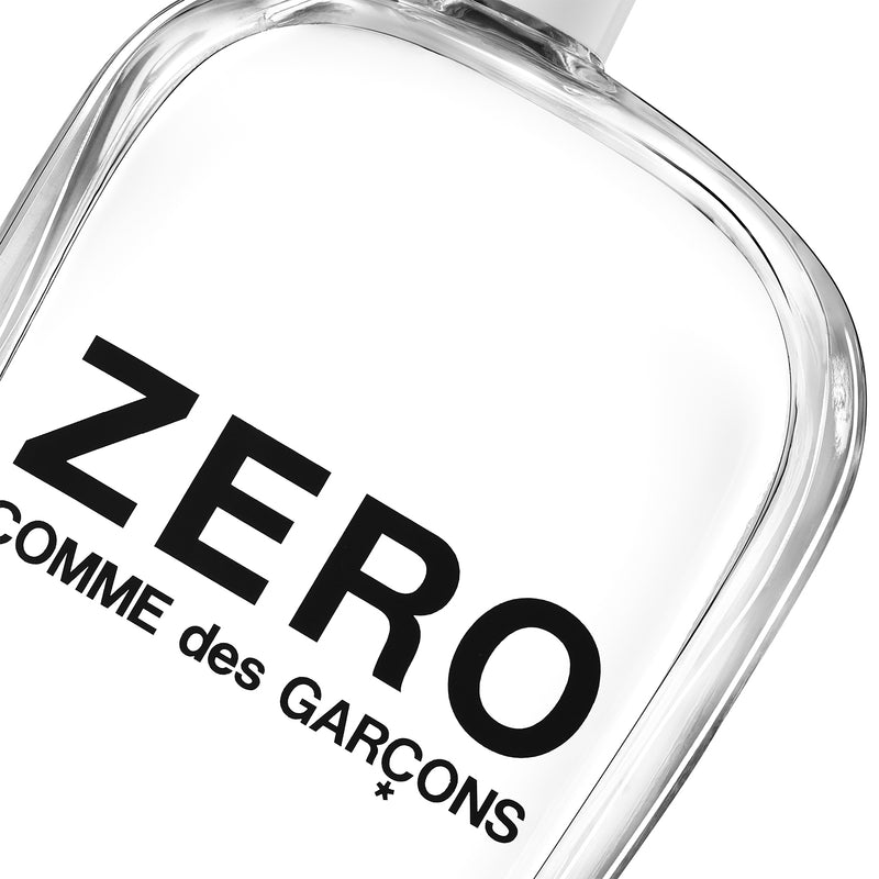 Zero Comme des Gar&ccedil;ons 
